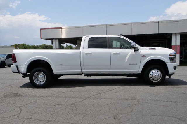 Used 2026 RAM 3500 Longhorn AWD/4WD image 61