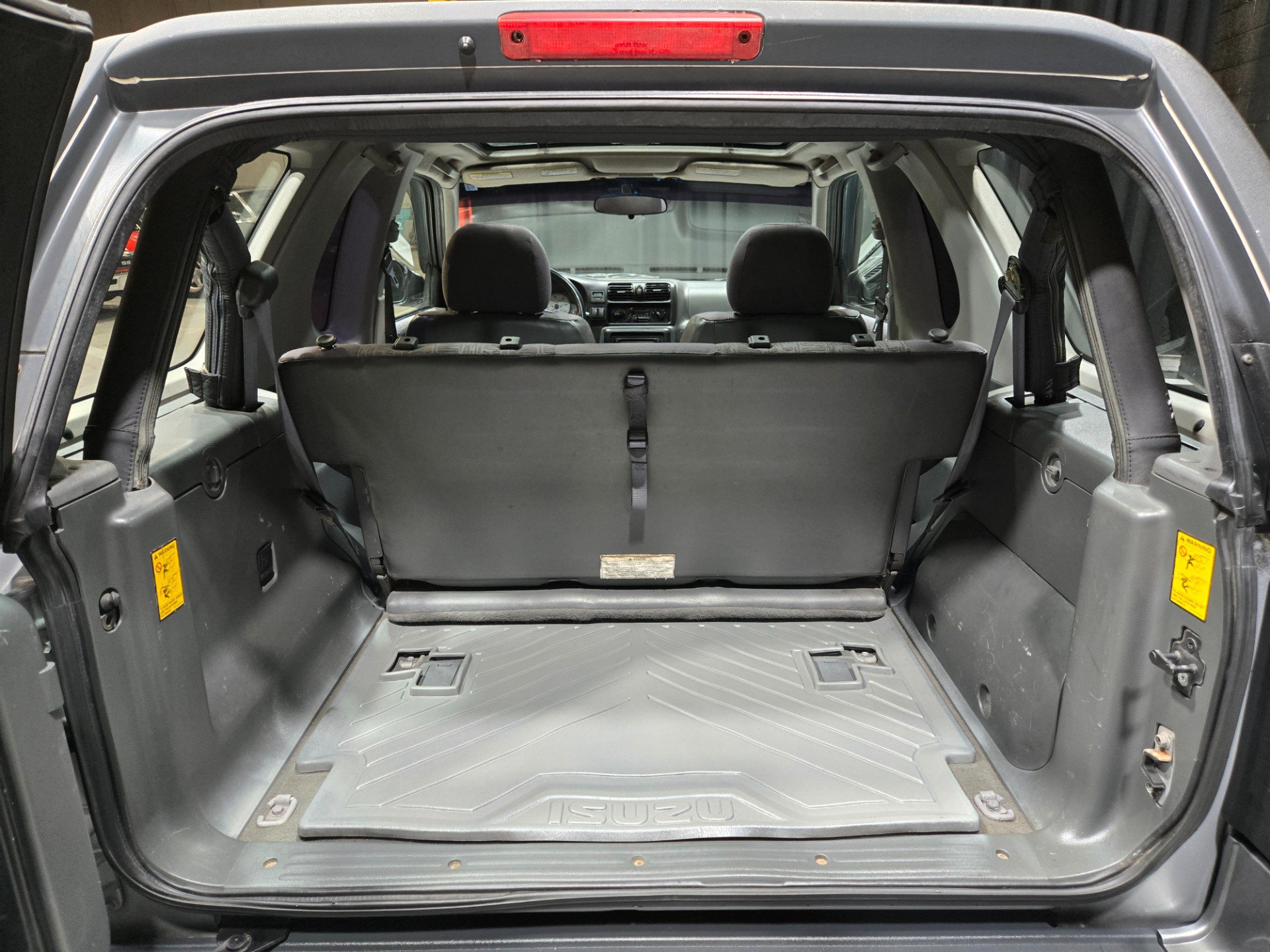 Used 2002 Isuzu Rodeo Sport RWD image 8