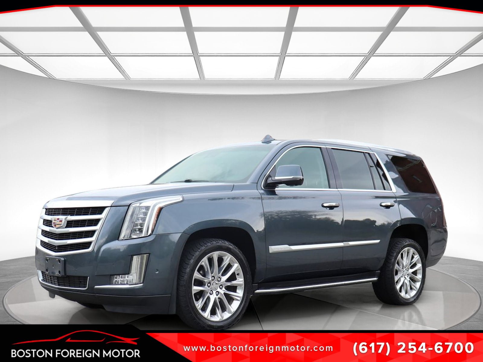 Used 2019 Cadillac Escalade Luxury AWD/4WD image 1