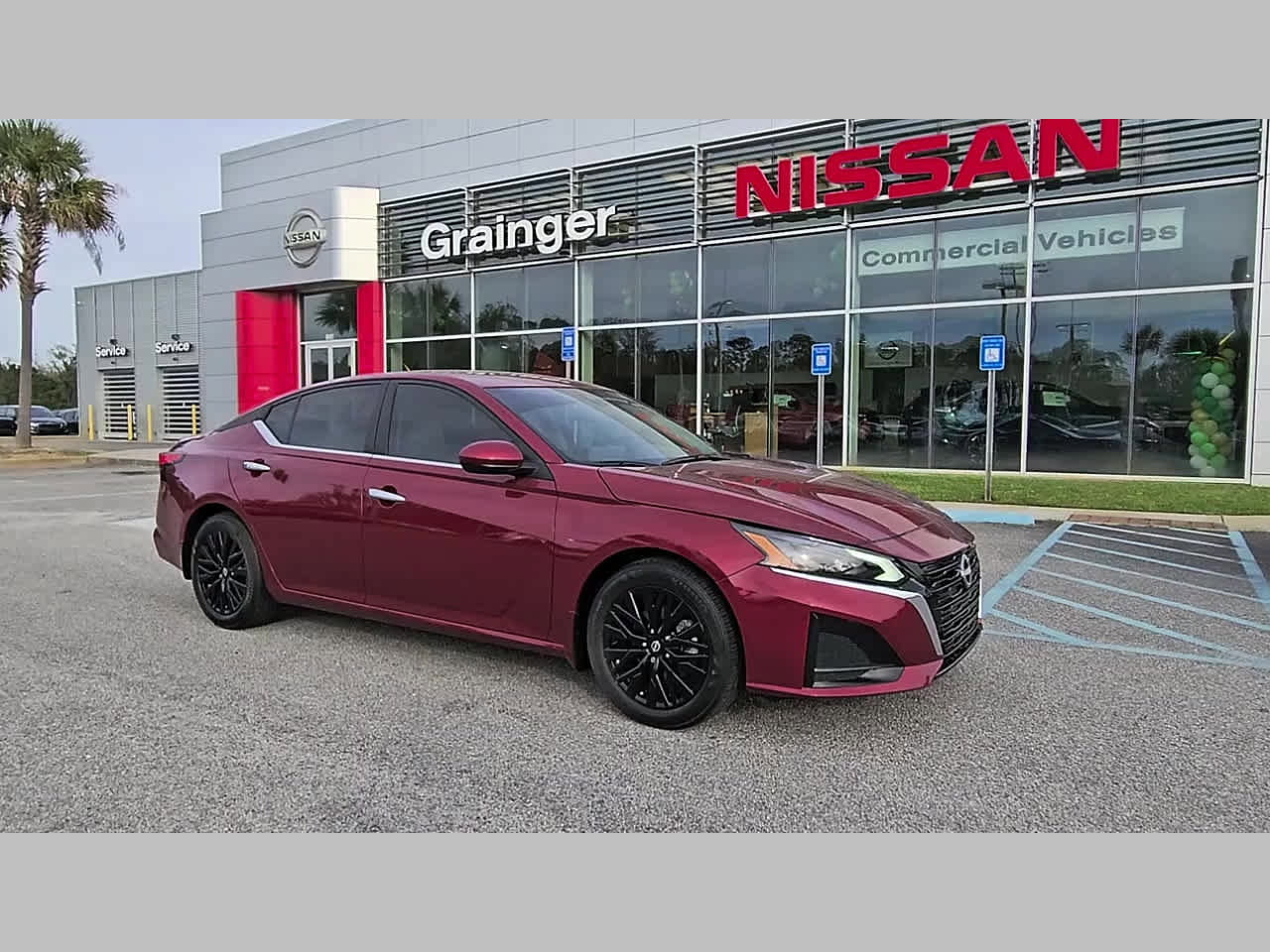 Used 2025 Nissan Altima 2.5 SV w/ SV Special Edition Package FWD image 17