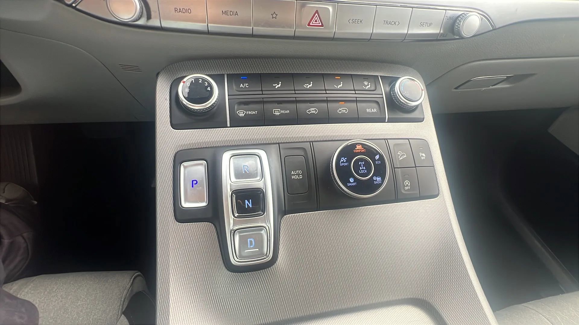 Used 2022 Hyundai Palisade SE image 19