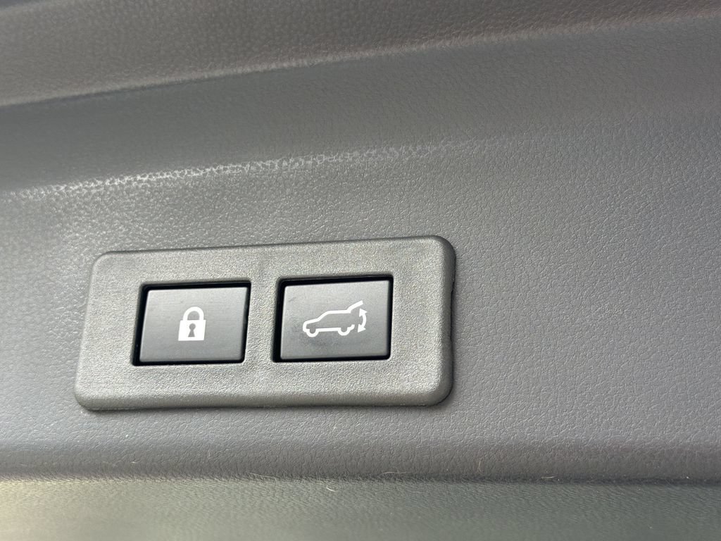 Certified 2026 Subaru Ascent Touring AWD/4WD image 16
