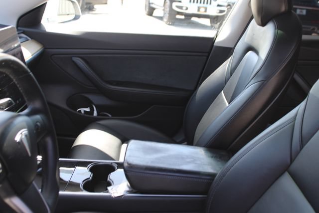 Used 2020 Tesla Model 3 Long Range AWD/4WD image 25