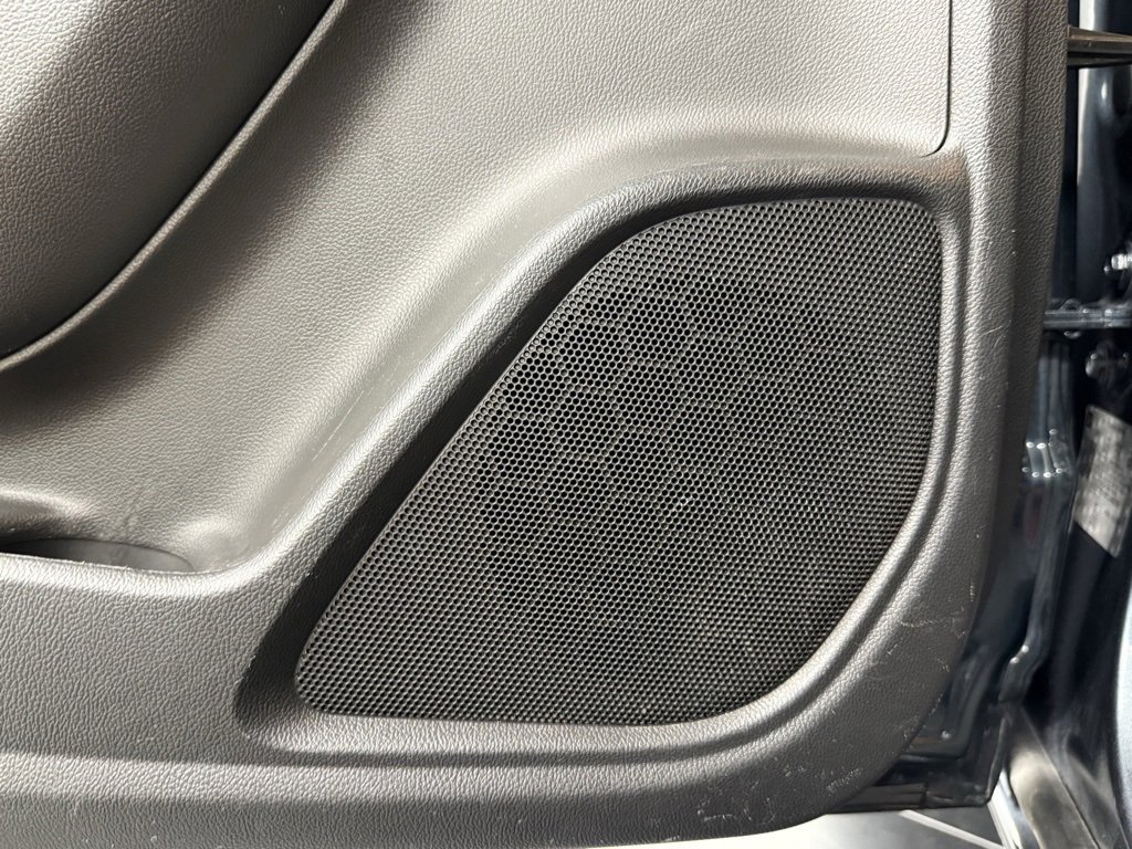 Used 2019 Chevrolet Colorado Z71 image 35