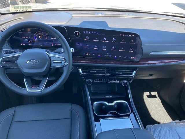 New 2026 Chevrolet Traverse Z71 w/ Driver Confidence Package image 13