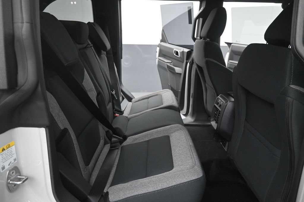 New 2026 Ford Bronco 4-Door AWD/4WD image 14