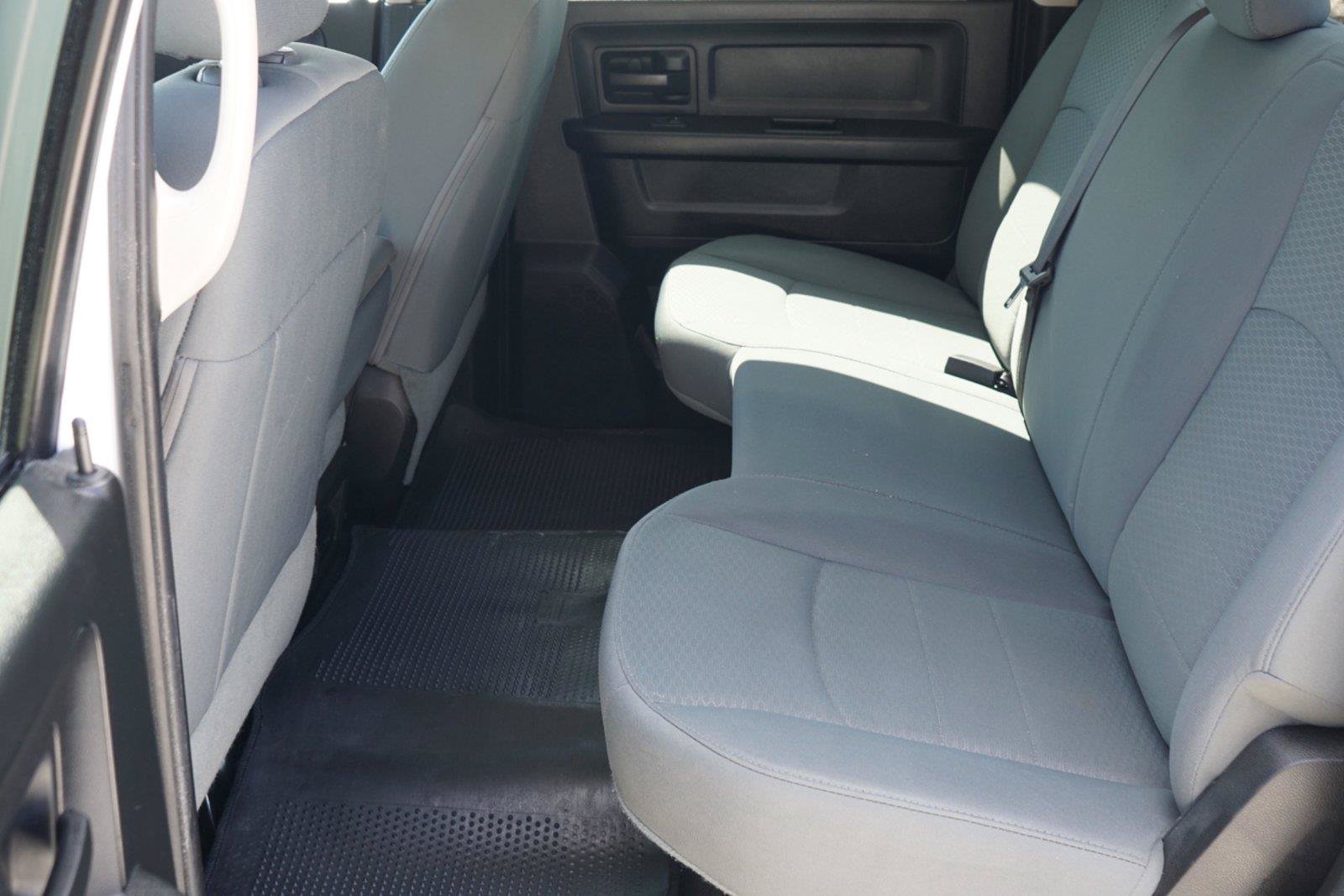 Used 2015 RAM 2500 Tradesman w/ Chrome Appearance Group RWD image 21