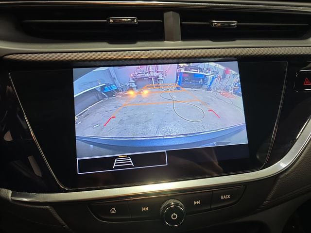 Used 2023 Buick Encore GX Essence w/ Experience Buick Package image 27