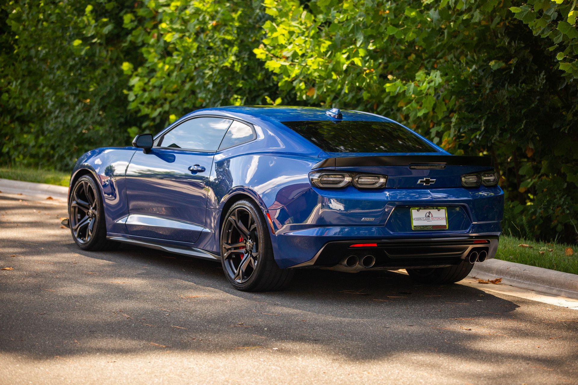 Used 2023 Chevrolet Camaro SS RWD image 16