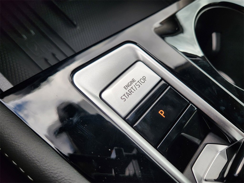 New 2026 Volkswagen Atlas SEL Premium R-Line image 16