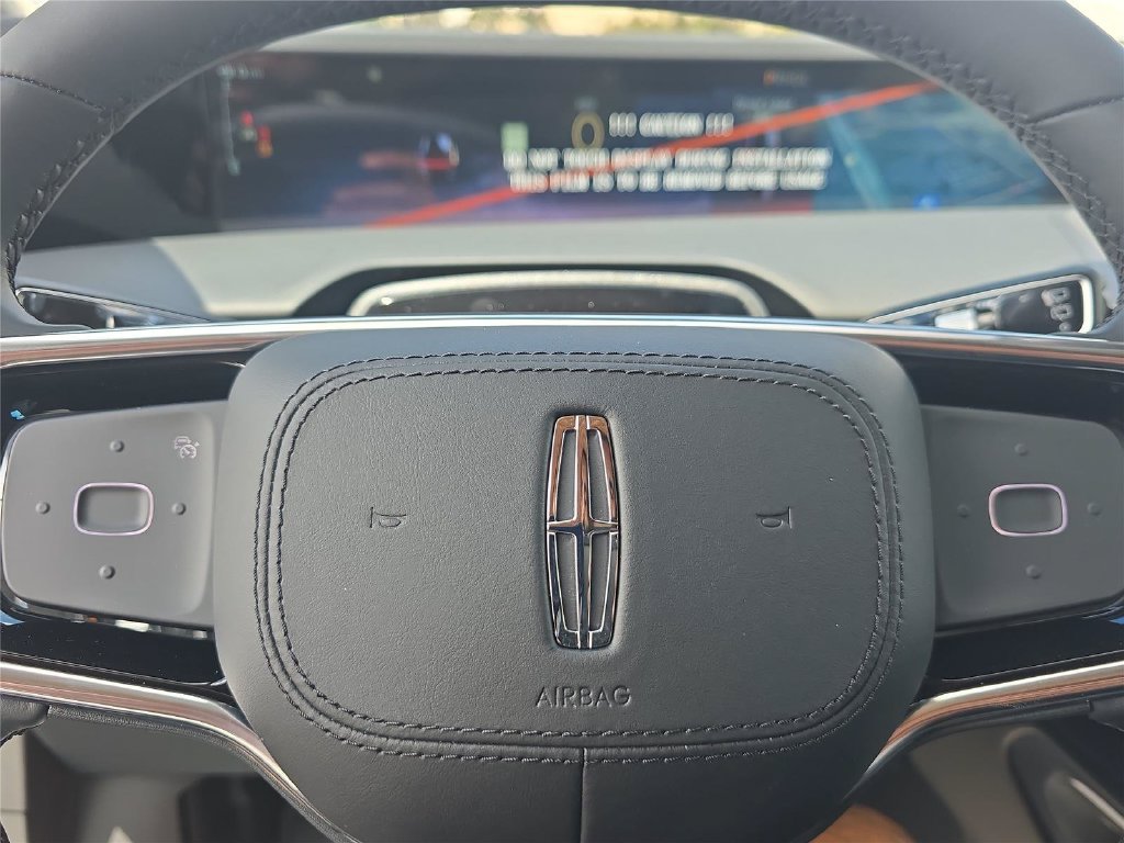 New 2026 Lincoln Nautilus Premier AWD/4WD image 18