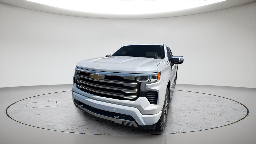 Used 2022 Chevrolet Silverado 1500 High Country w/ Z71 Off-Road Package AWD/4WD image 5