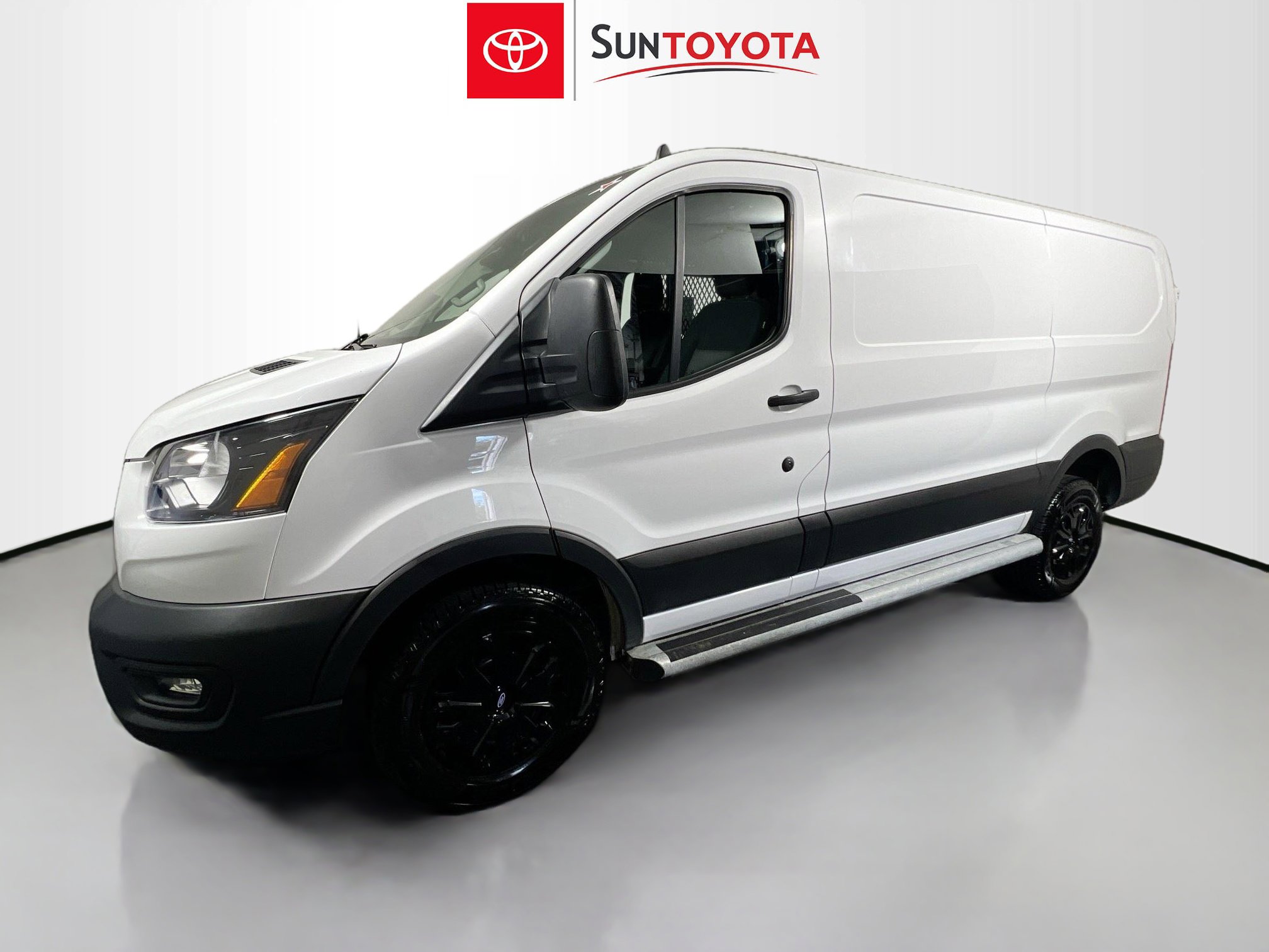 Used 2023 Ford Transit 250 Low Roof w/ Exterior Upgrade Package image 9