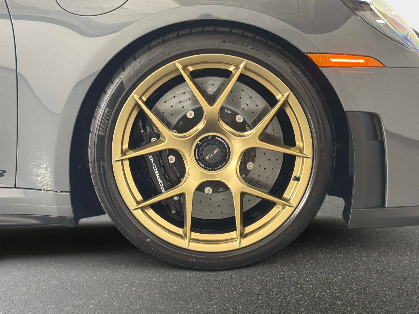 Used 2026 Porsche 911 GT3 w/ Weissach Package RWD image 23