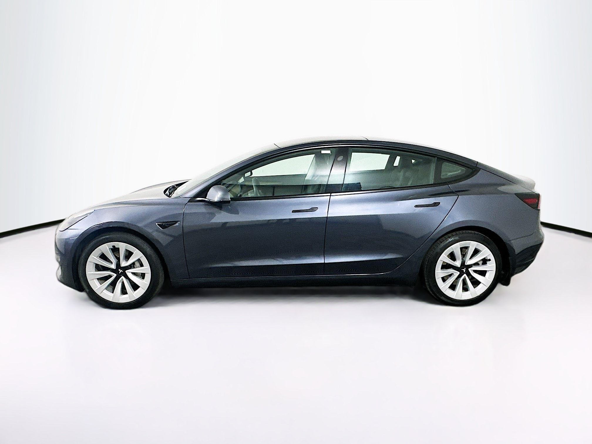 Used 2023 Tesla Model 3 Long Range AWD/4WD image 4