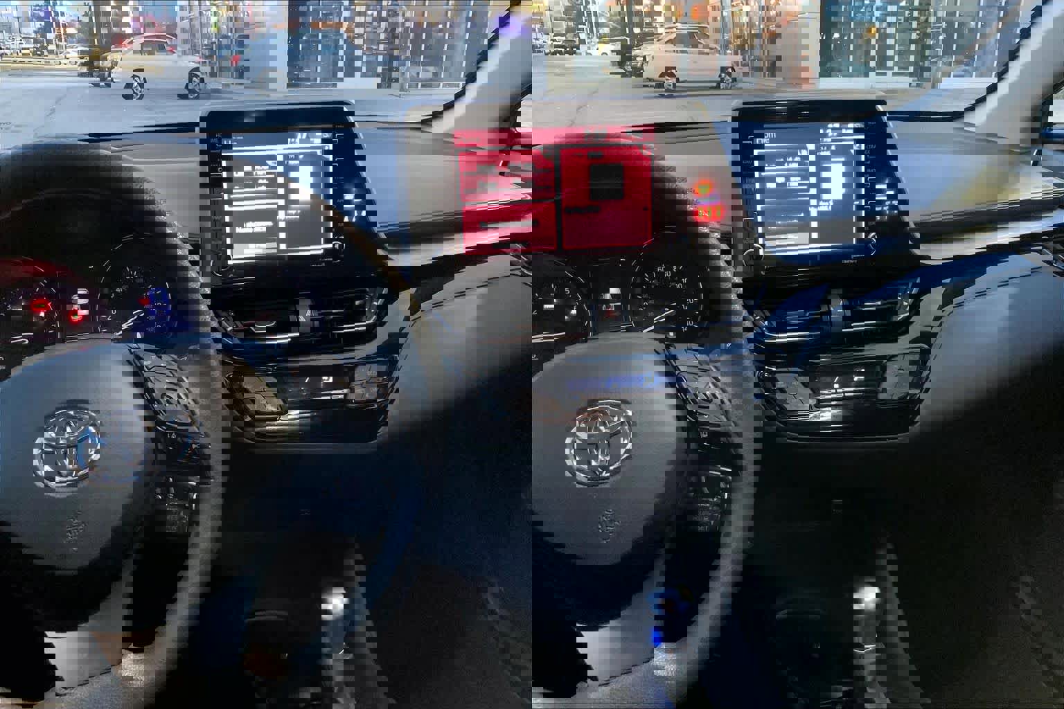 Used 2021 Toyota C-HR LE image 6