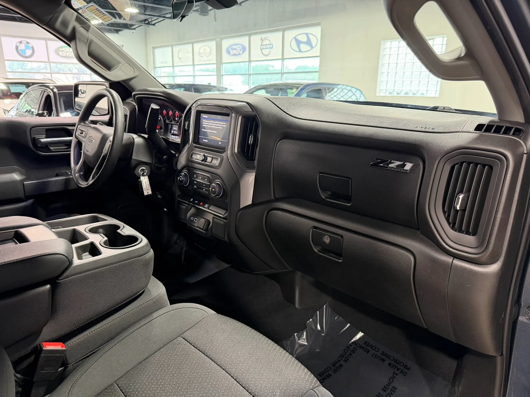 Used 2021 Chevrolet Silverado 1500 Custom Trail Boss AWD/4WD image 7