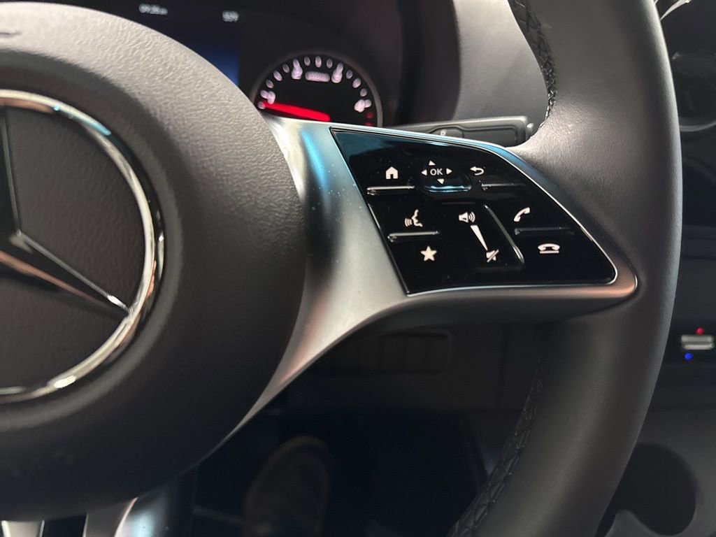 Used 2025 Mercedes-Benz Sprinter 3500 image 33