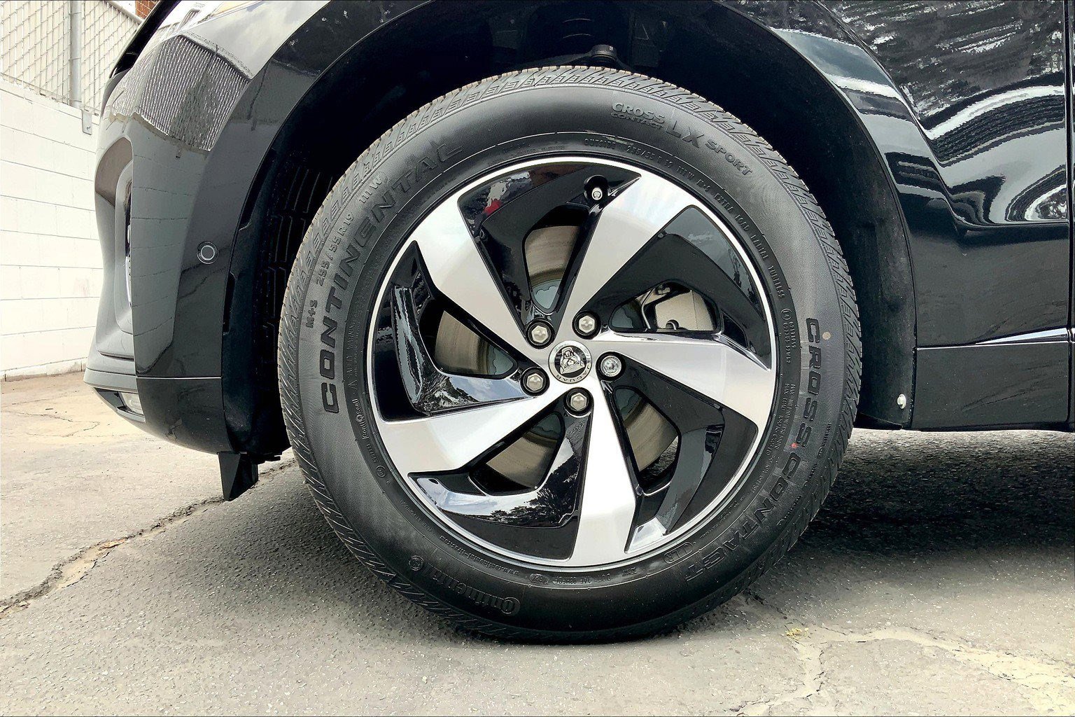 New 2026 Jaguar F-PACE R-Dynamic S image 9