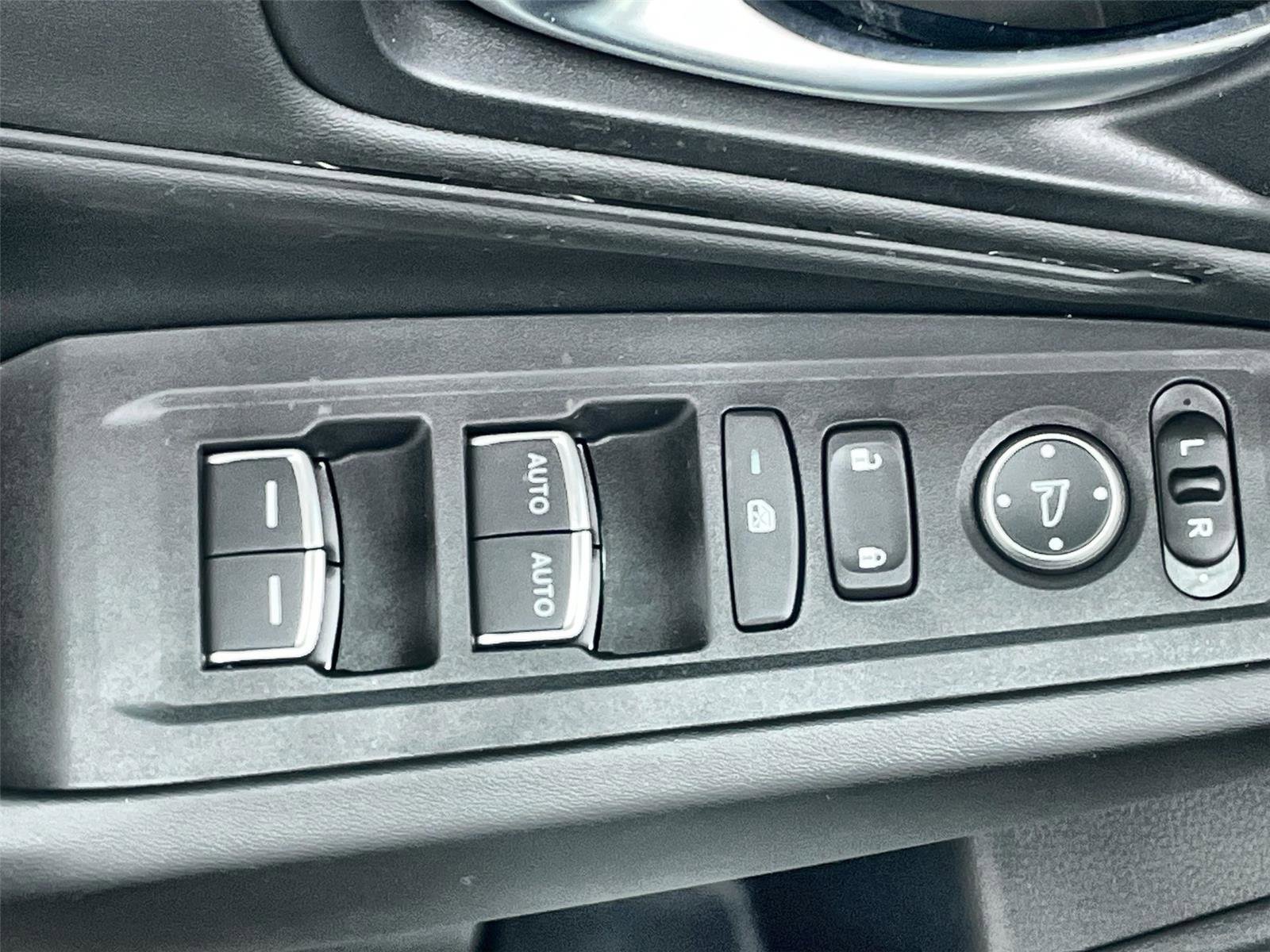 New 2025 Honda Accord EX-L image 12