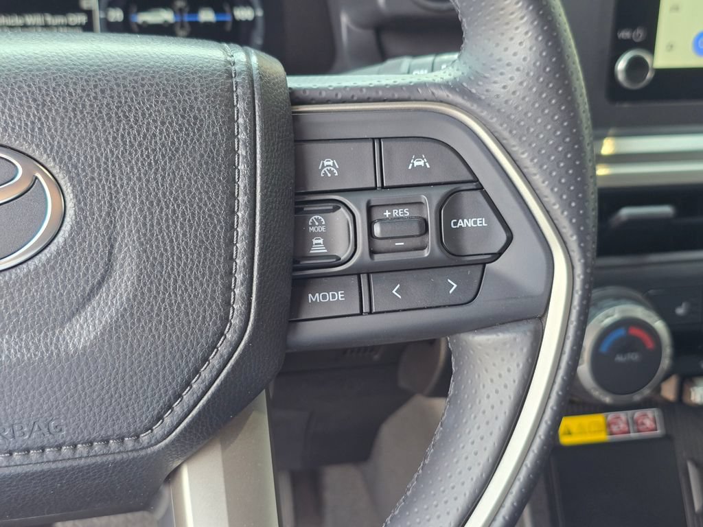 Used 2025 Toyota 4Runner TRD Off-Road AWD/4WD image 20
