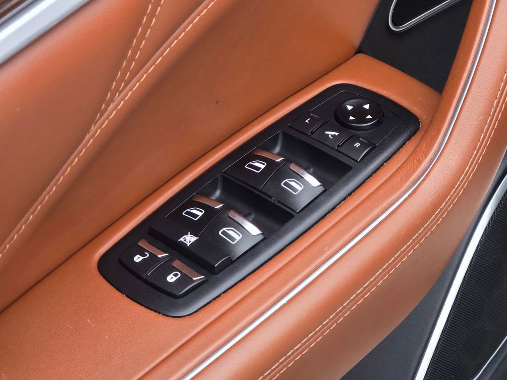 Used 2021 Maserati Levante GranLusso image 34