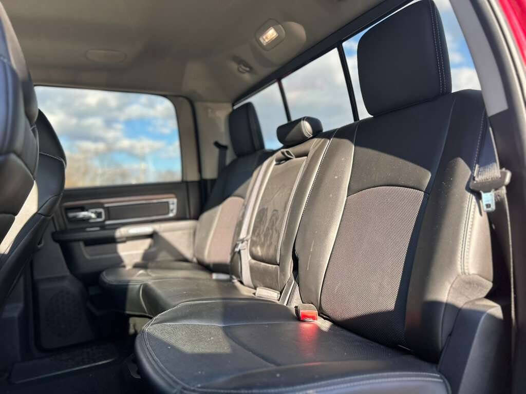 Used 2014 RAM 1500 Laramie image 17