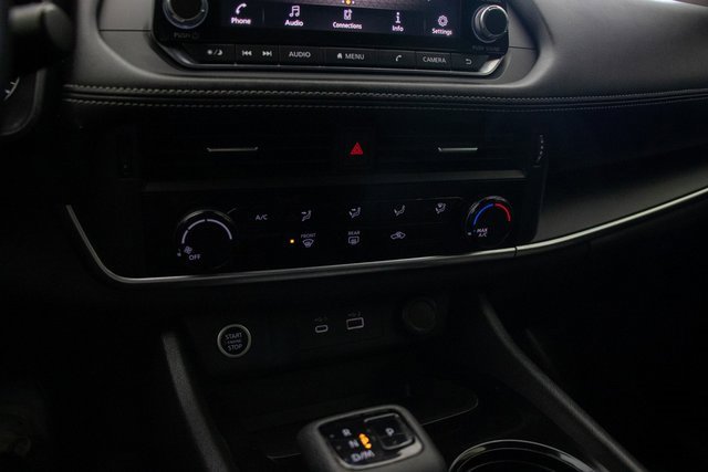 Used 2021 Nissan Rogue S image 34