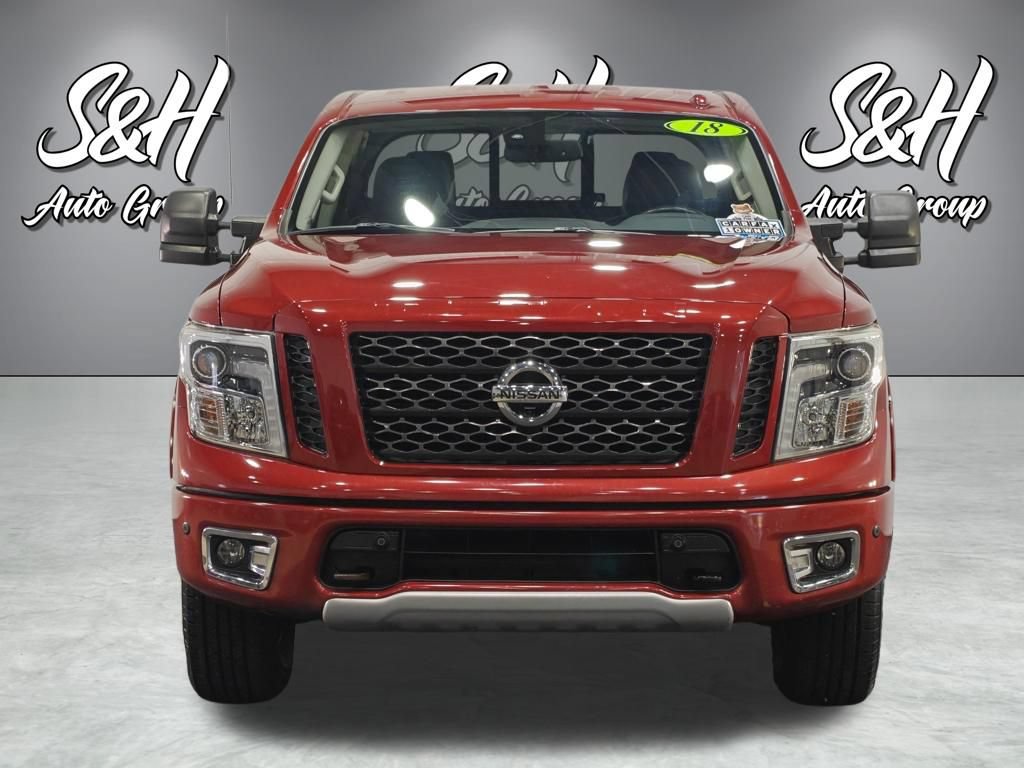 Used 2018 Nissan Titan PRO-4X w/ Pro-4x Convenience Package AWD/4WD image 16