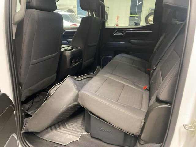 Used 2023 Chevrolet Silverado 1500 LT image 32