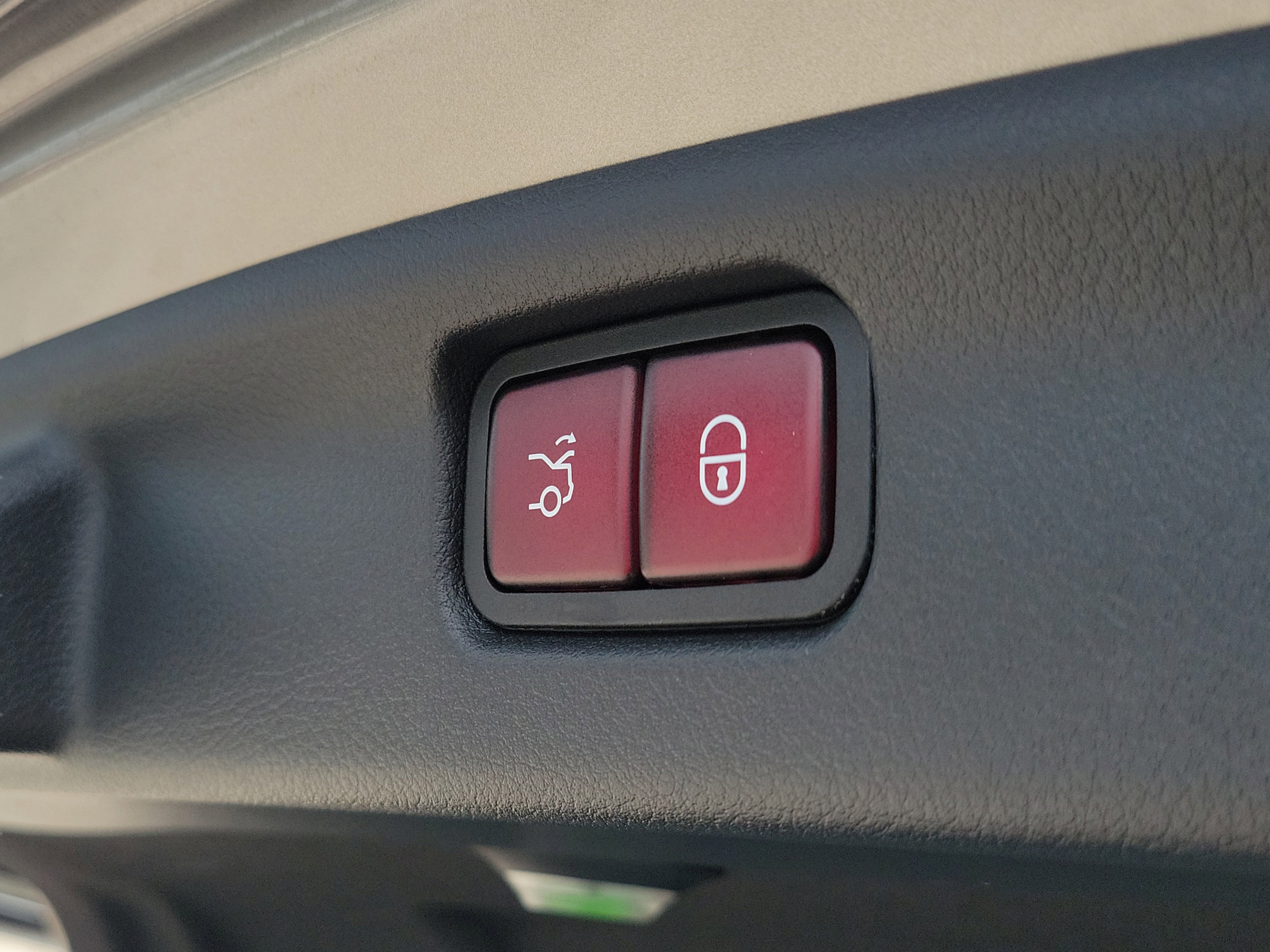 Certified 2023 Mercedes-Benz C 300 Sedan image 6