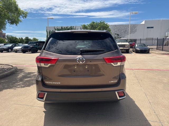 Used 2019 Toyota Highlander Limited image 6