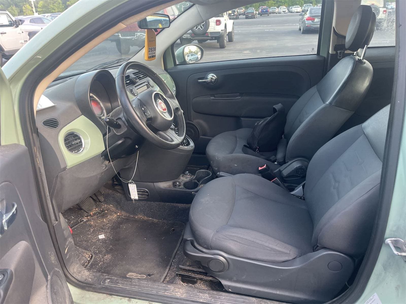 Used 2015 FIAT 500 Pop FWD image 3