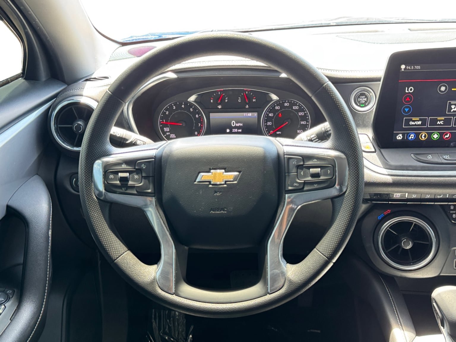 Used 2023 Chevrolet Blazer LT FWD image 13