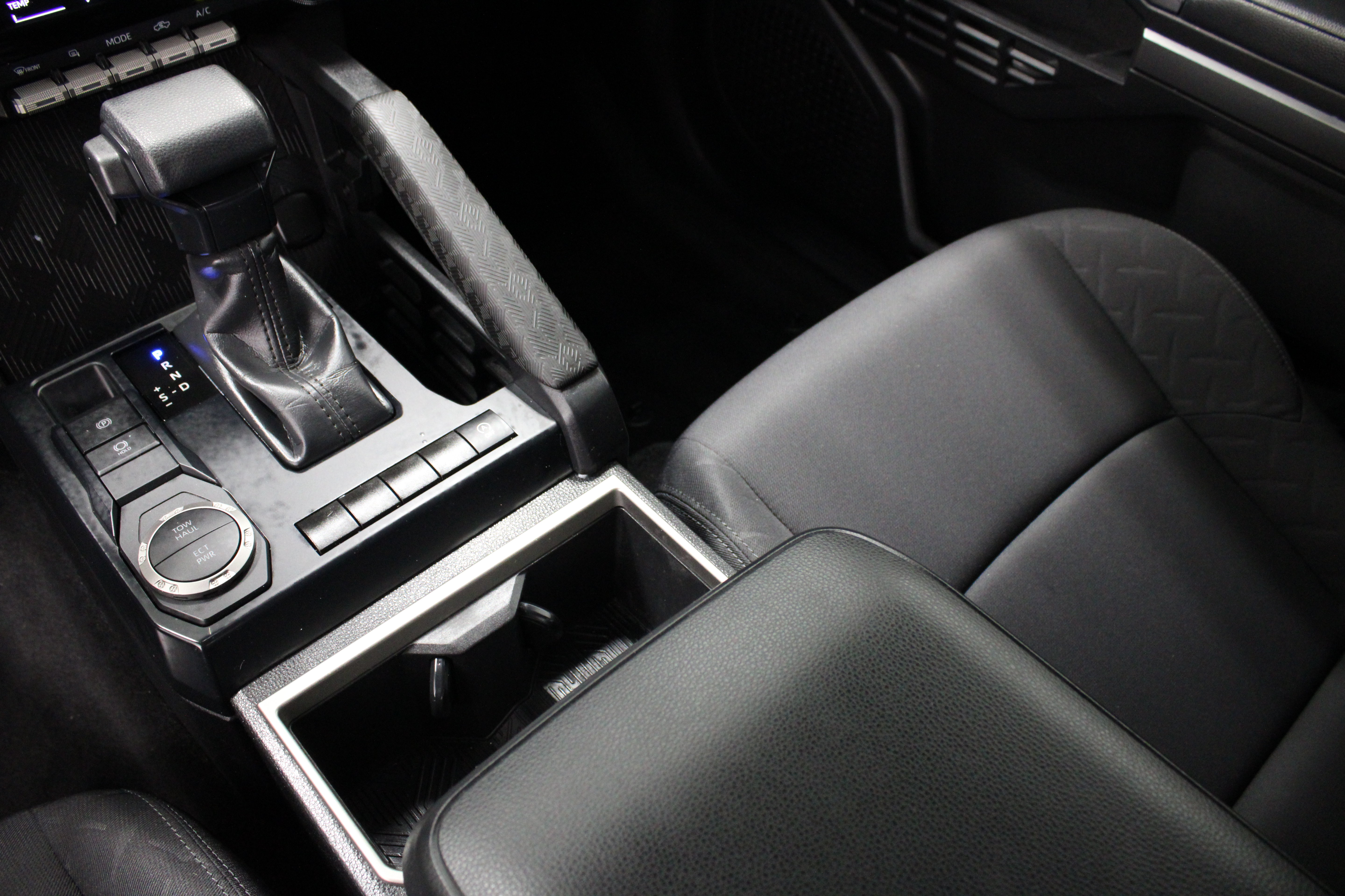 Used 2024 Toyota Tacoma SR5 RWD image 17