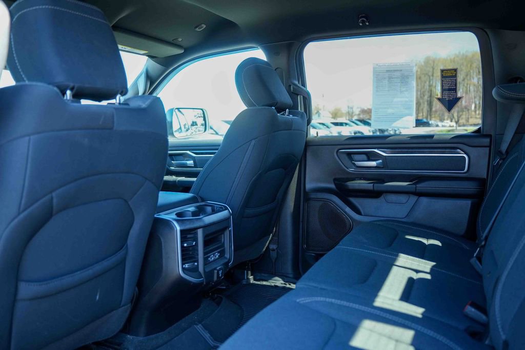 Used 2022 RAM 1500 Big Horn AWD/4WD image 16