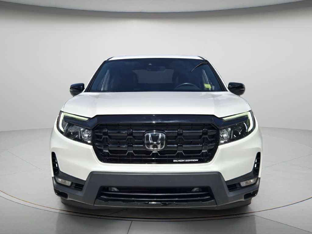 Certified 2025 Honda Ridgeline Black Edition image 4