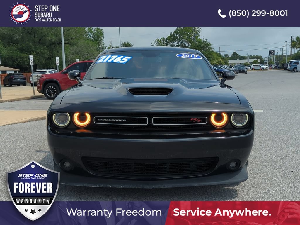 Used 2019 Dodge Challenger R/T RWD image 10