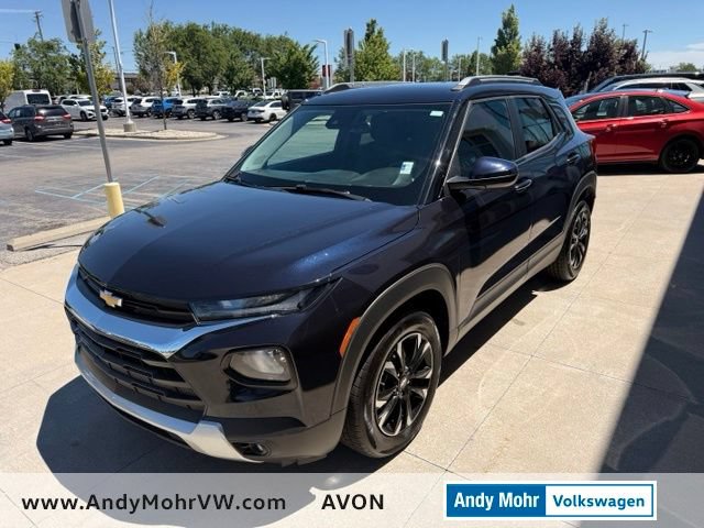 Used 2021 Chevrolet TrailBlazer LT w/ Convenience Package FWD image 3
