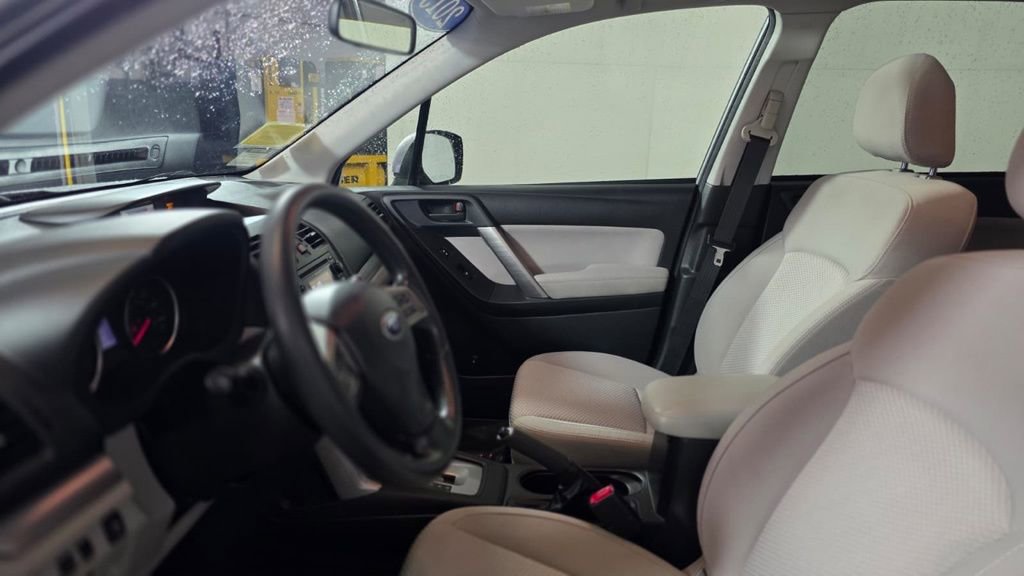 Used 2015 Subaru Forester 2.5i Premium w/ All-Weather Package image 16