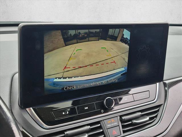 Used 2023 Nissan Altima 2.5 SR w/ SR Premium Package image 13