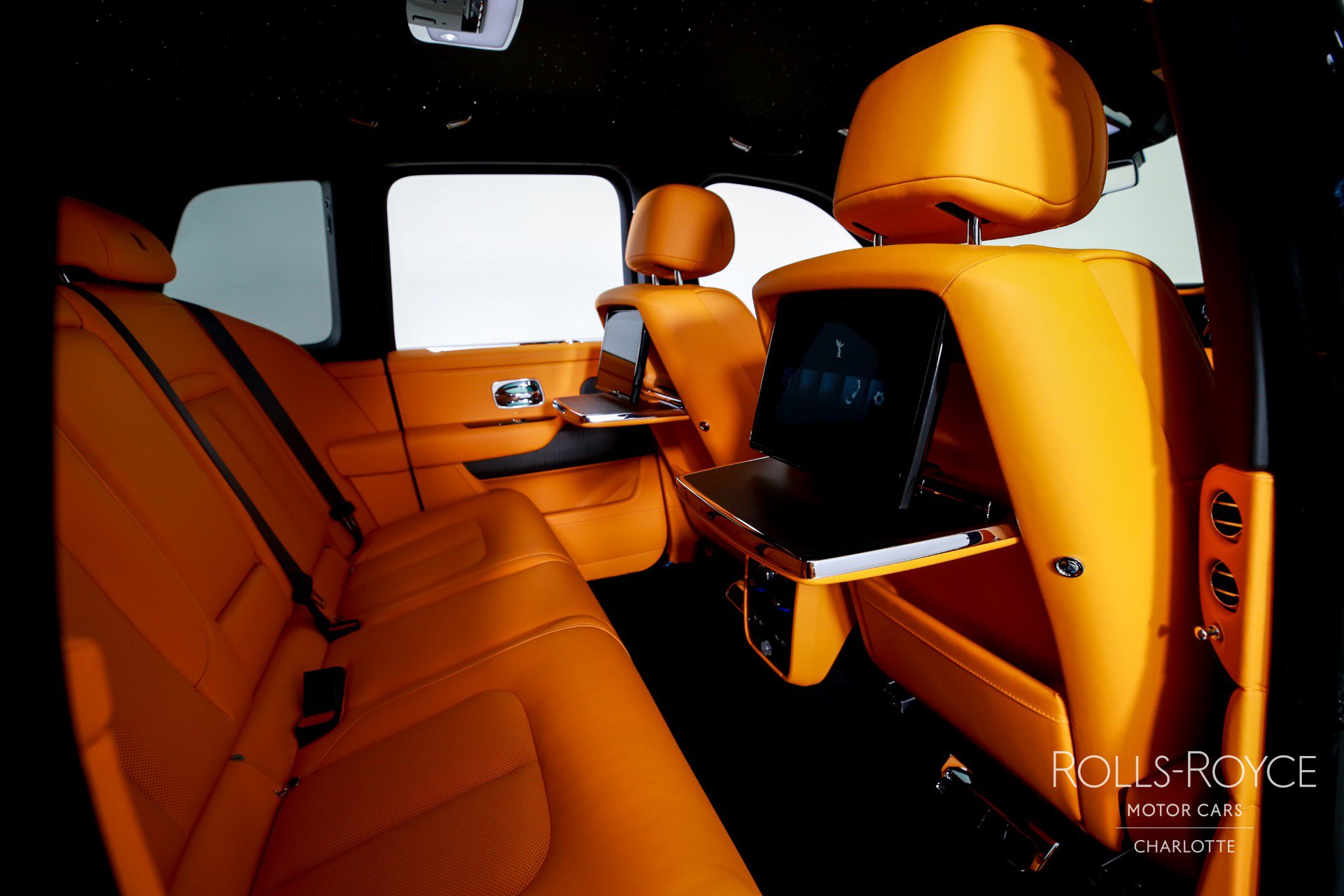New 2026 Rolls-Royce Cullinan AWD/4WD image 30