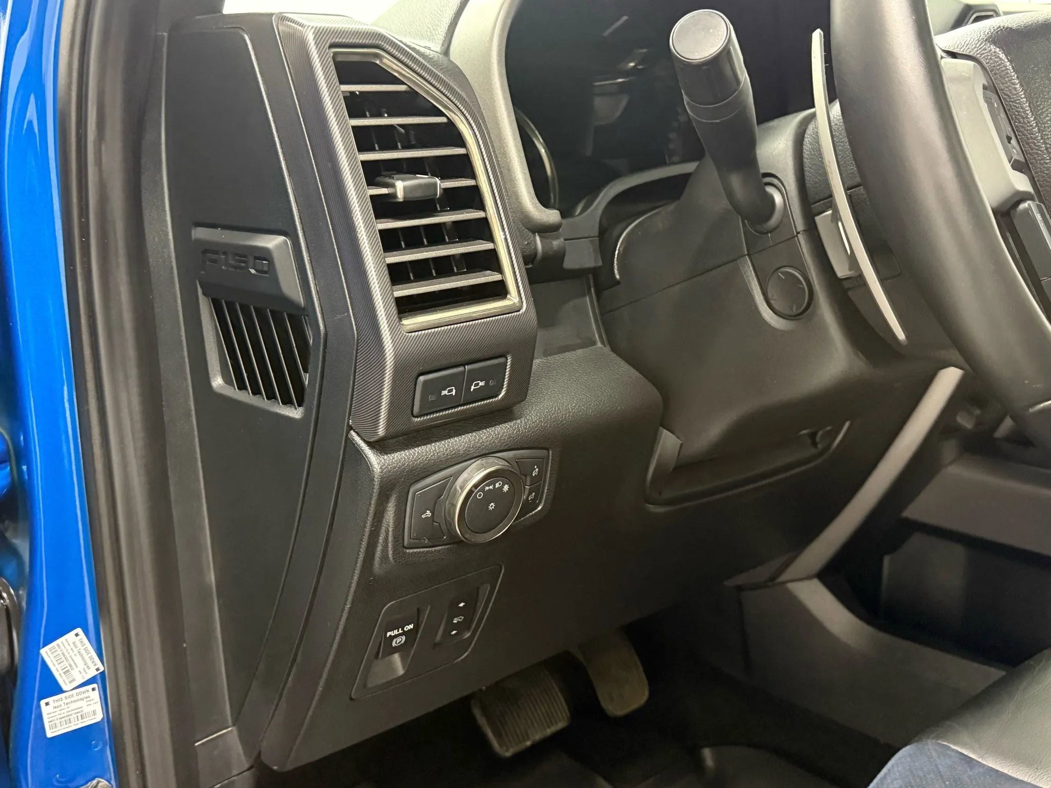 Used 2019 Ford F150 Raptor w/ Equipment Group 802A Luxury image 22