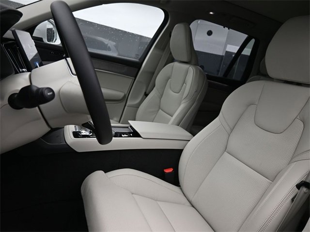 New 2026 Volvo XC90 T8 Ultra image 9