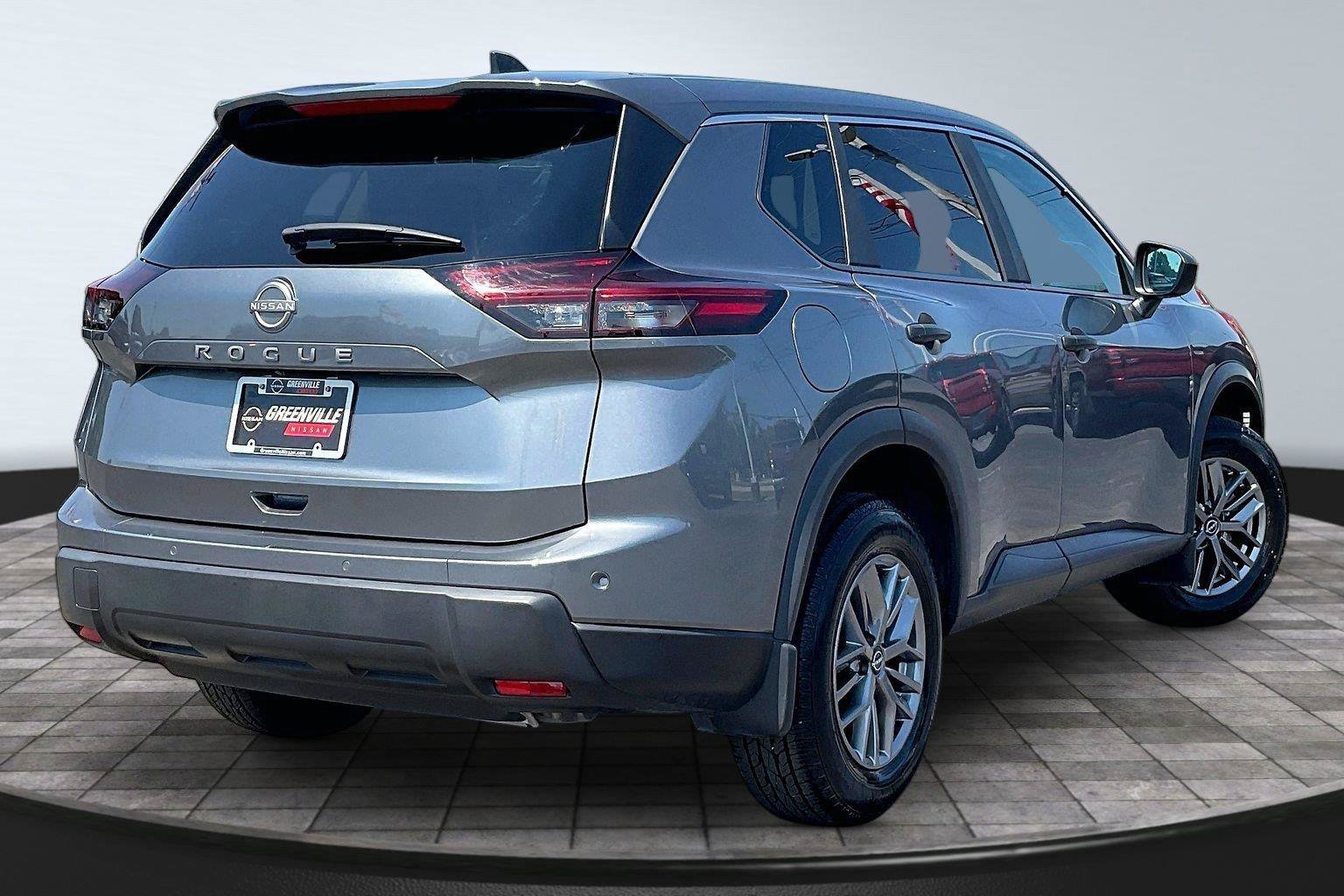 Certified 2025 Nissan Rogue S FWD image 14