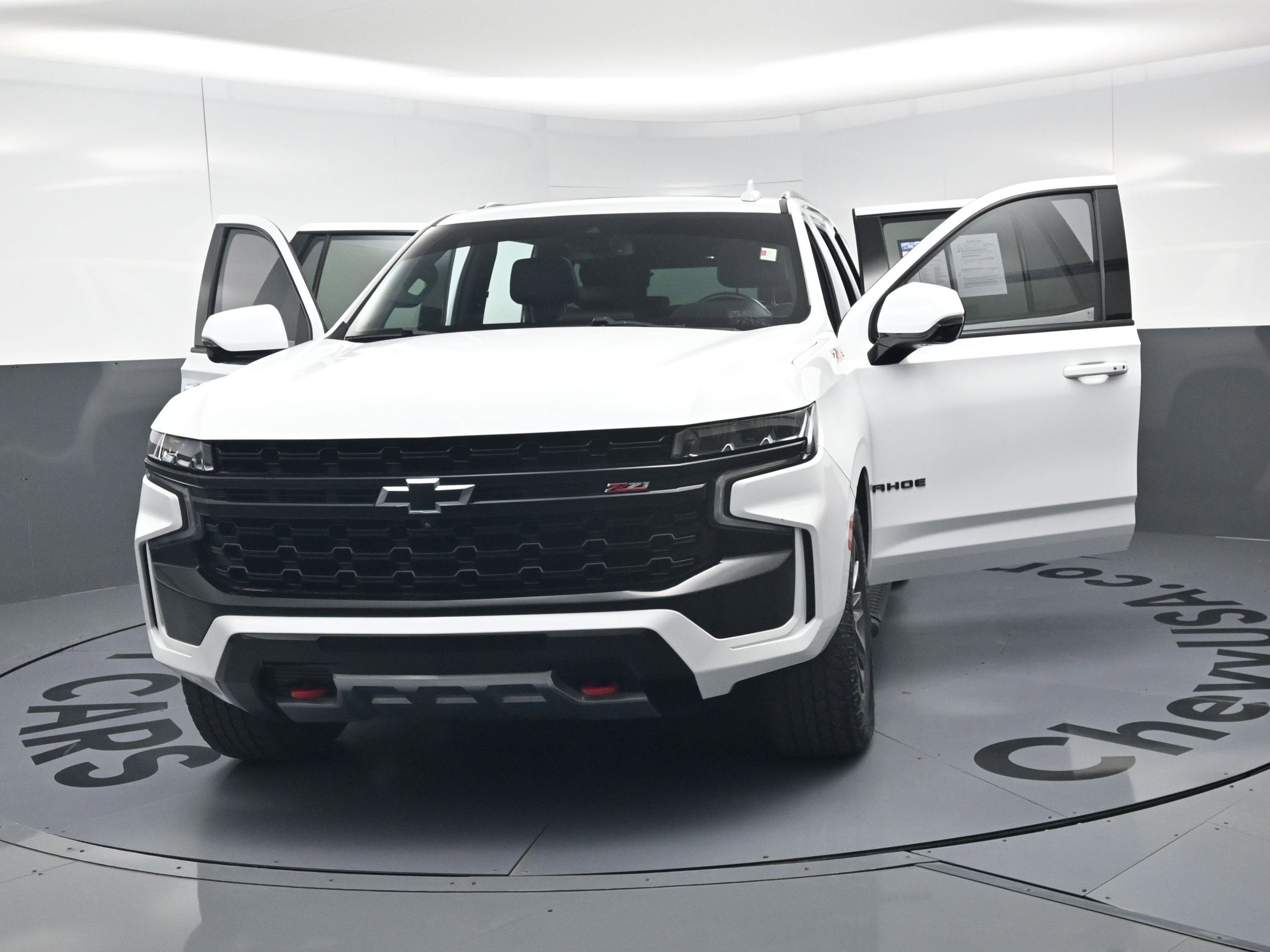 Used 2023 Chevrolet Tahoe Z71 w/ Z71 Off-Road Package AWD/4WD image 22