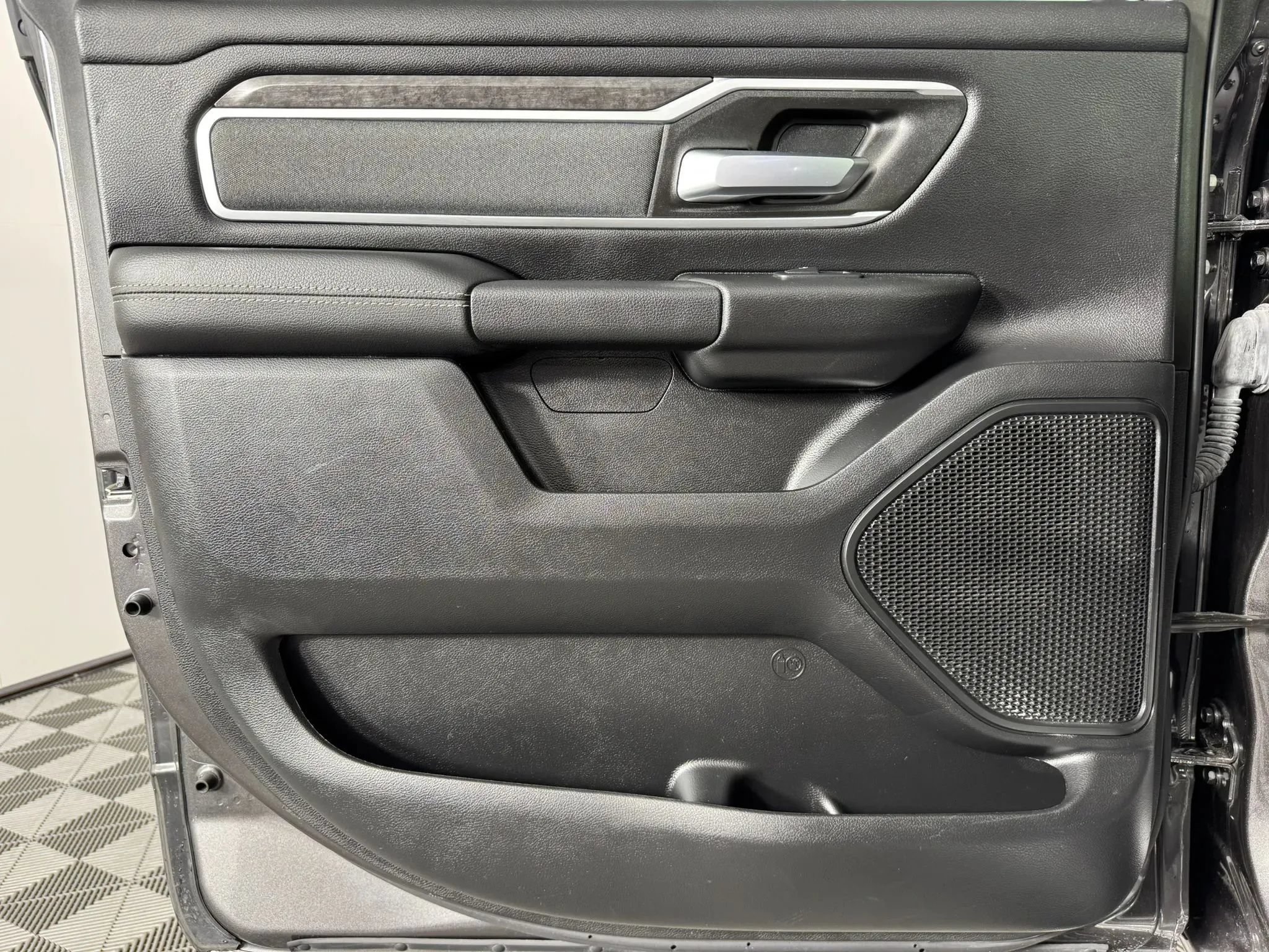 Used 2021 RAM 1500 Big Horn AWD/4WD image 40