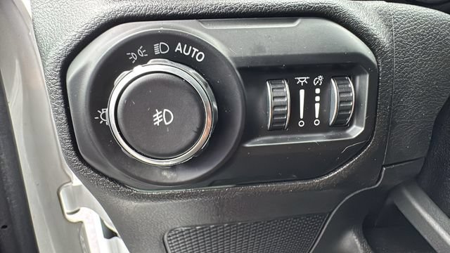 Used 2021 Jeep Wrangler Sport AWD/4WD image 19