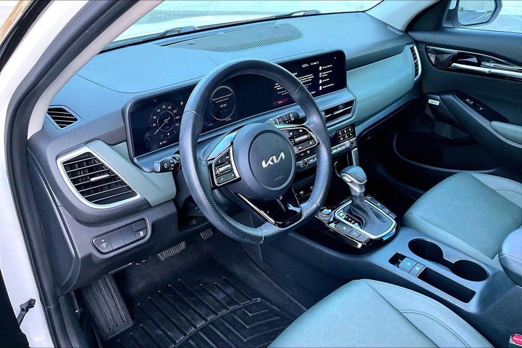 Certified 2024 Kia Seltos SX image 9