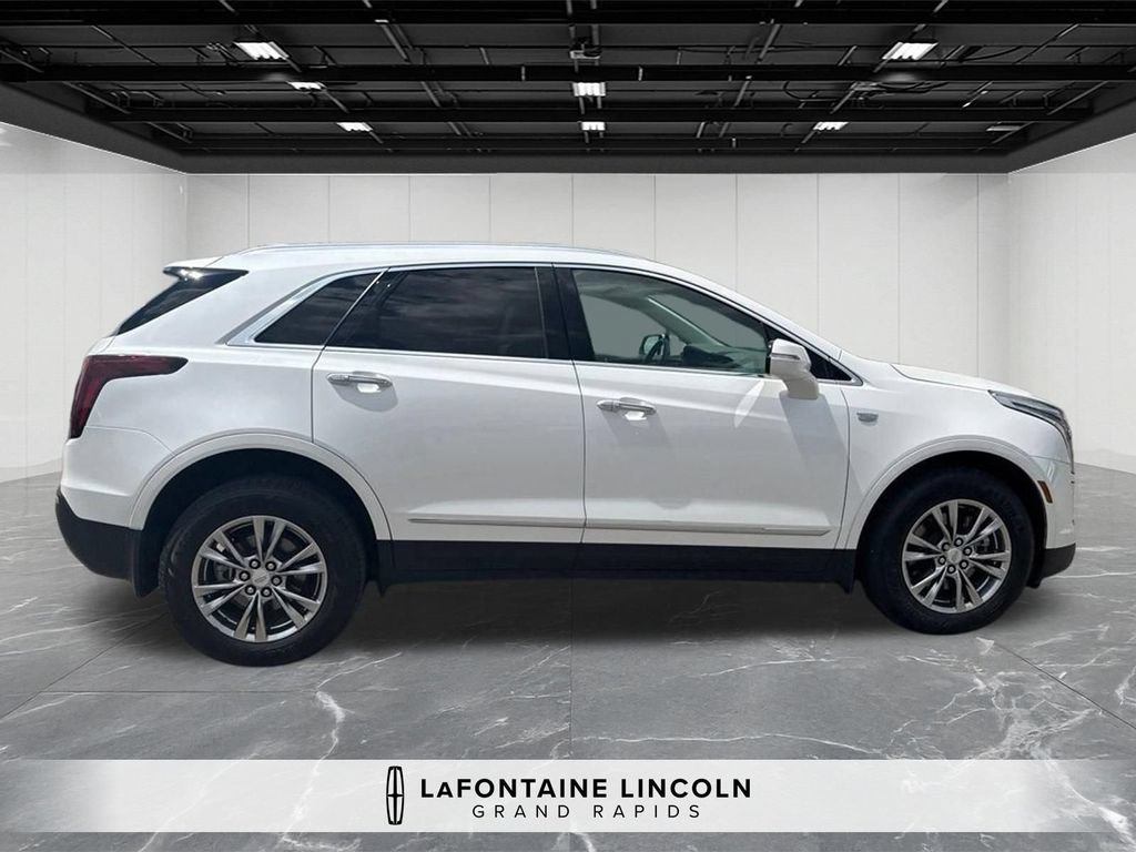 Used 2021 Cadillac XT5 Premium Luxury w/ LPO, Floor Liner Package AWD/4WD image 6